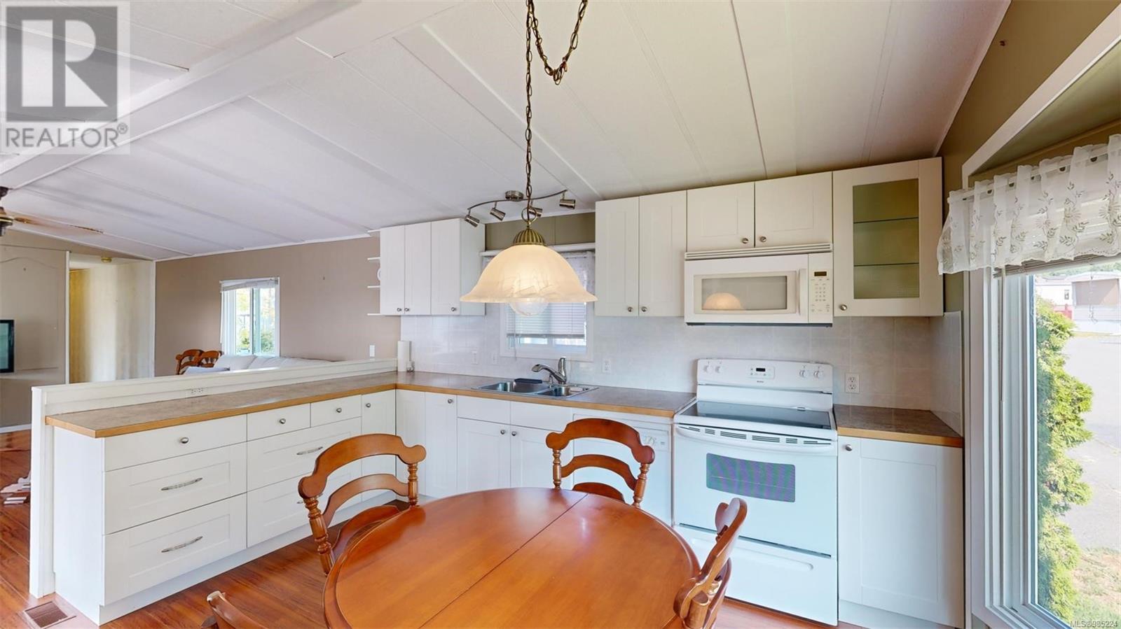224 2465 Apollo Dr, Nanoose Bay, British Columbia  V9P 9K2 - Photo 5 - 985224