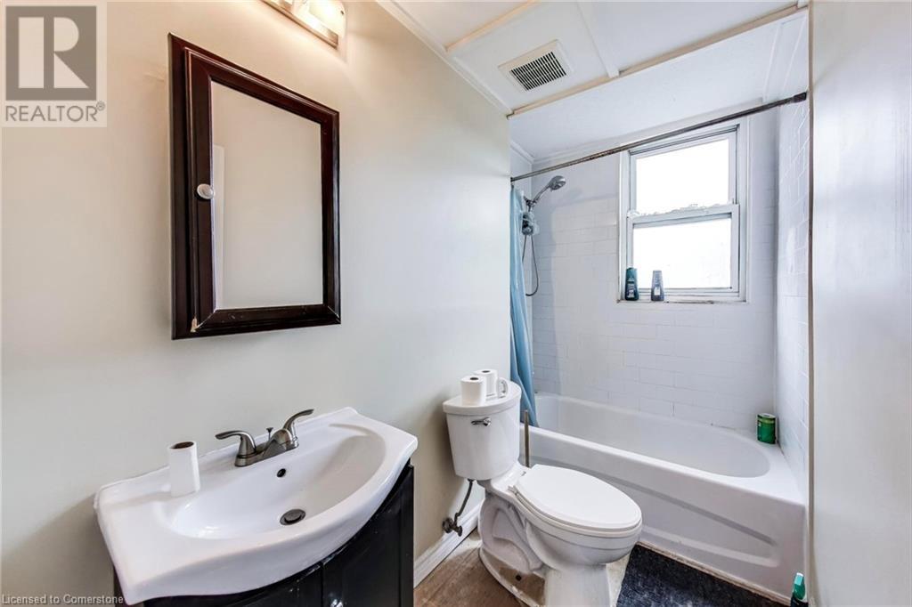208 East Avenue N, Hamilton, Ontario  L8L 5J3 - Photo 17 - 40692980