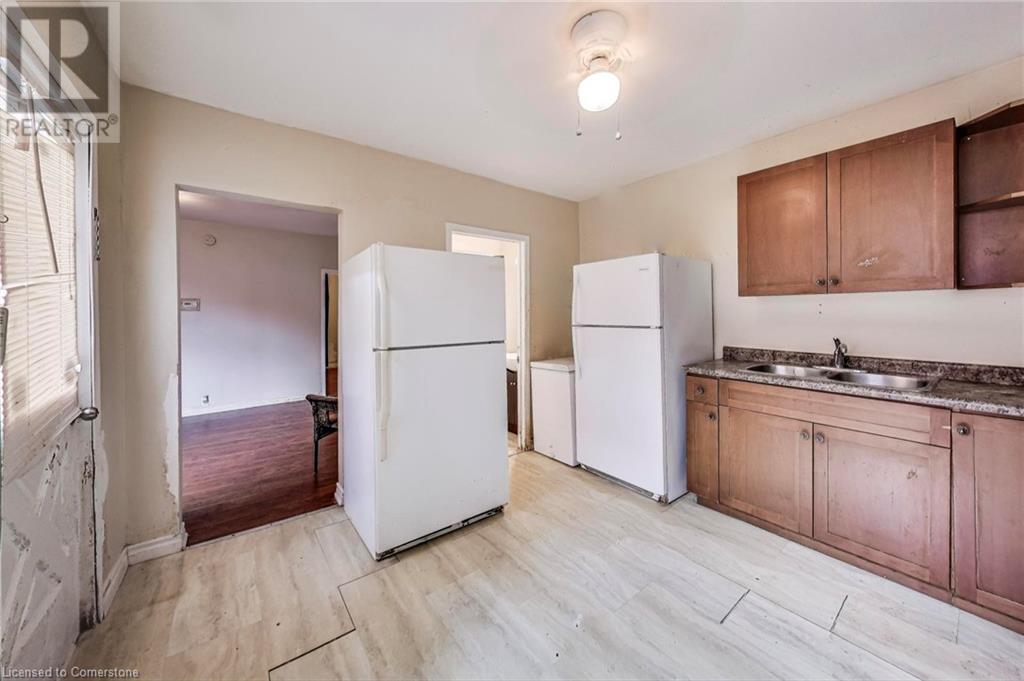 208 East Avenue N, Hamilton, Ontario  L8L 5J3 - Photo 7 - 40692980