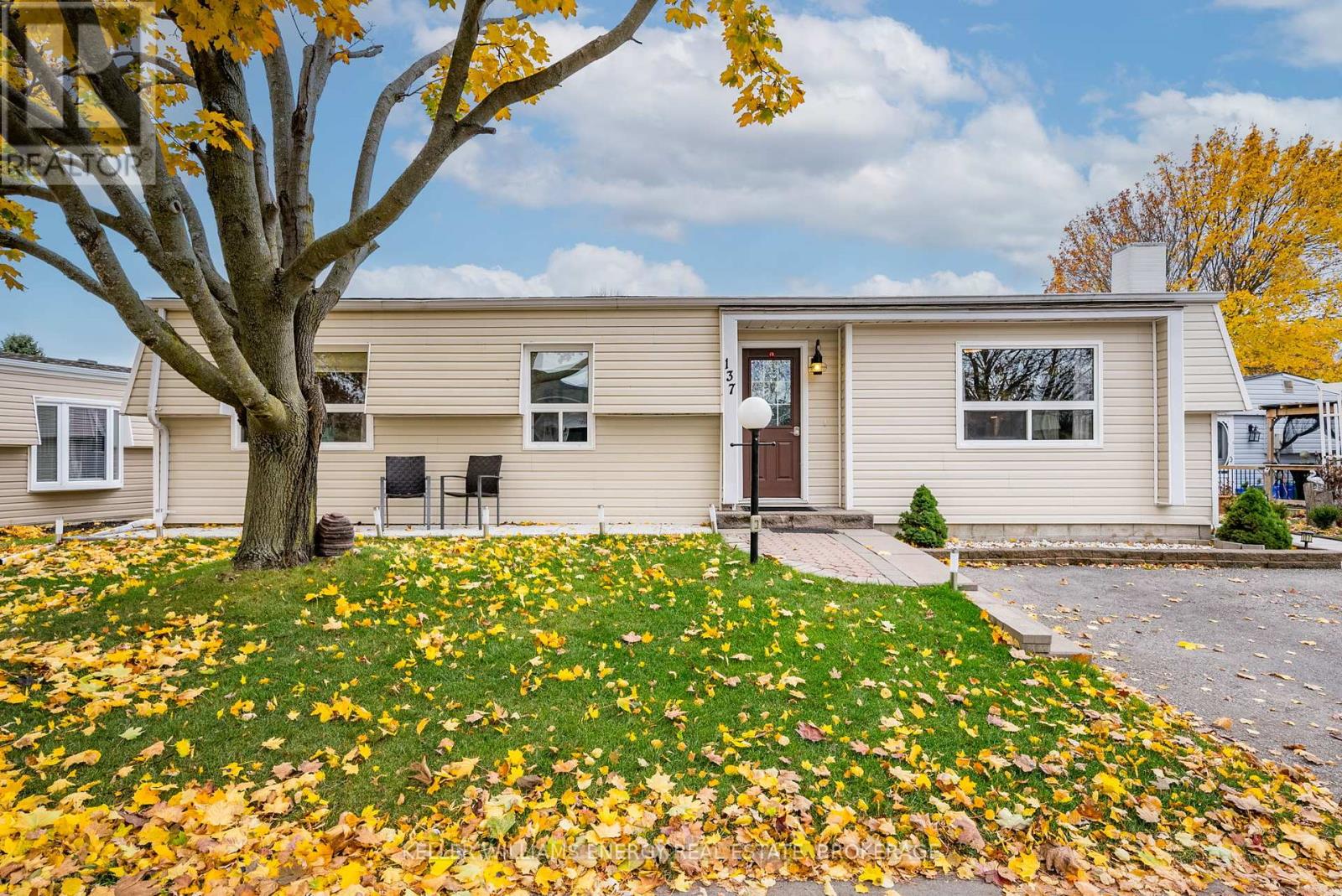 137 WILMOT TRAIL, Clarington, Ontario