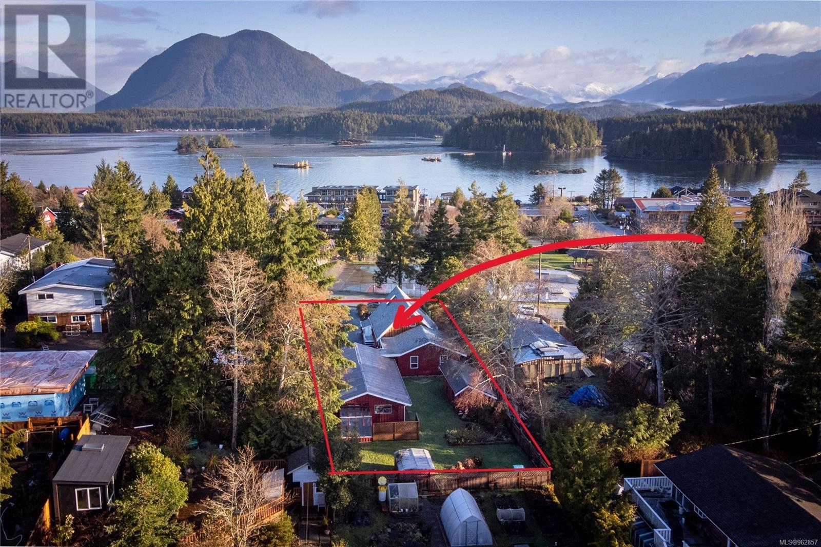 375 Neill St, Tofino, British Columbia  V0R 2Z0 - Photo 34 - 962857