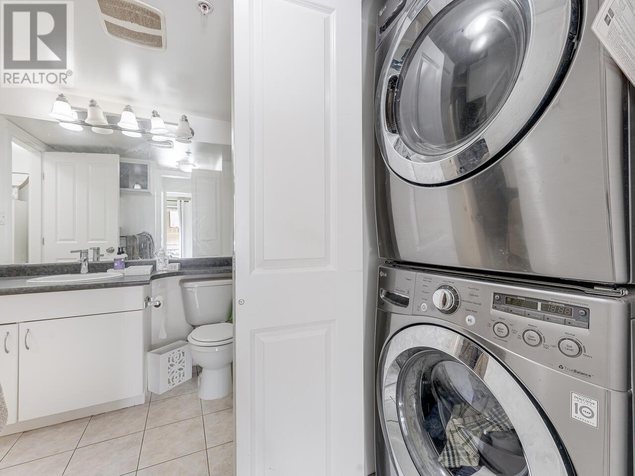 205 38 Seventh Avenue, New Westminster, British Columbia  V3L 5W2 - Photo 17 - R2957296