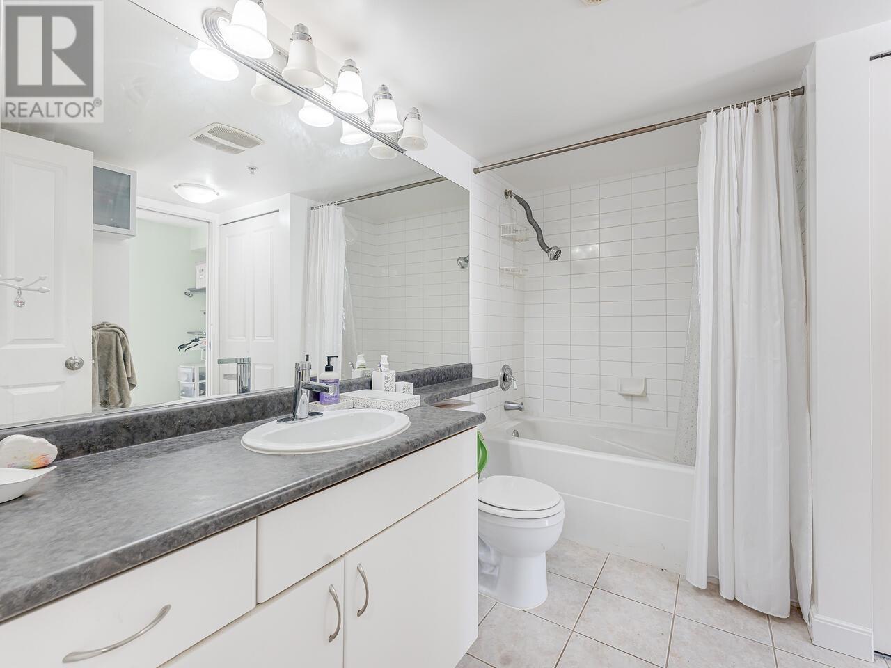 205 38 Seventh Avenue, New Westminster, British Columbia  V3L 5W2 - Photo 16 - R2957296