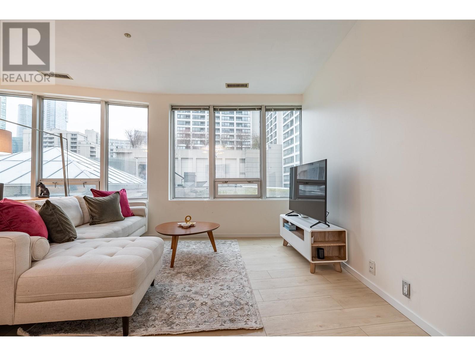 311 989 Nelson Street, Vancouver, British Columbia  V6Z 2S1 - Photo 4 - R2959654