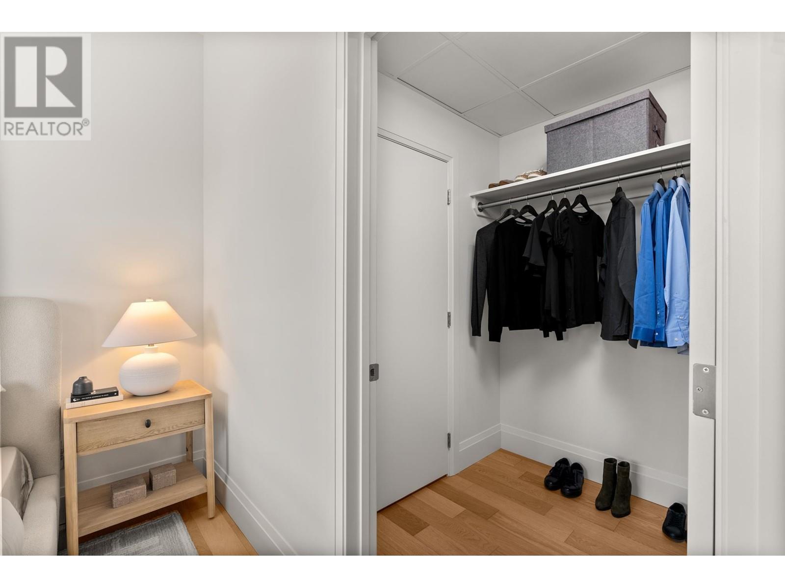 Listing Picture 22 of 39 : 605 2550 GARDEN DRIVE, Vancouver / 溫哥華 - 魯藝地產 Yvonne Lu Group - MLS Medallion Club Member