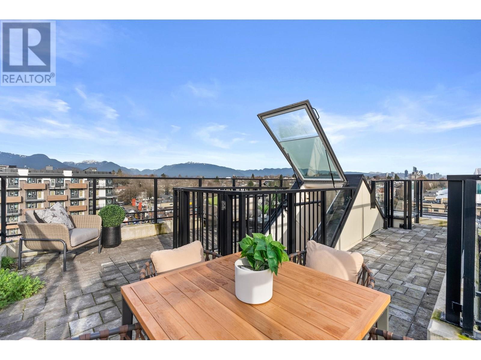 Listing Picture 26 of 39 : 605 2550 GARDEN DRIVE, Vancouver / 溫哥華 - 魯藝地產 Yvonne Lu Group - MLS Medallion Club Member