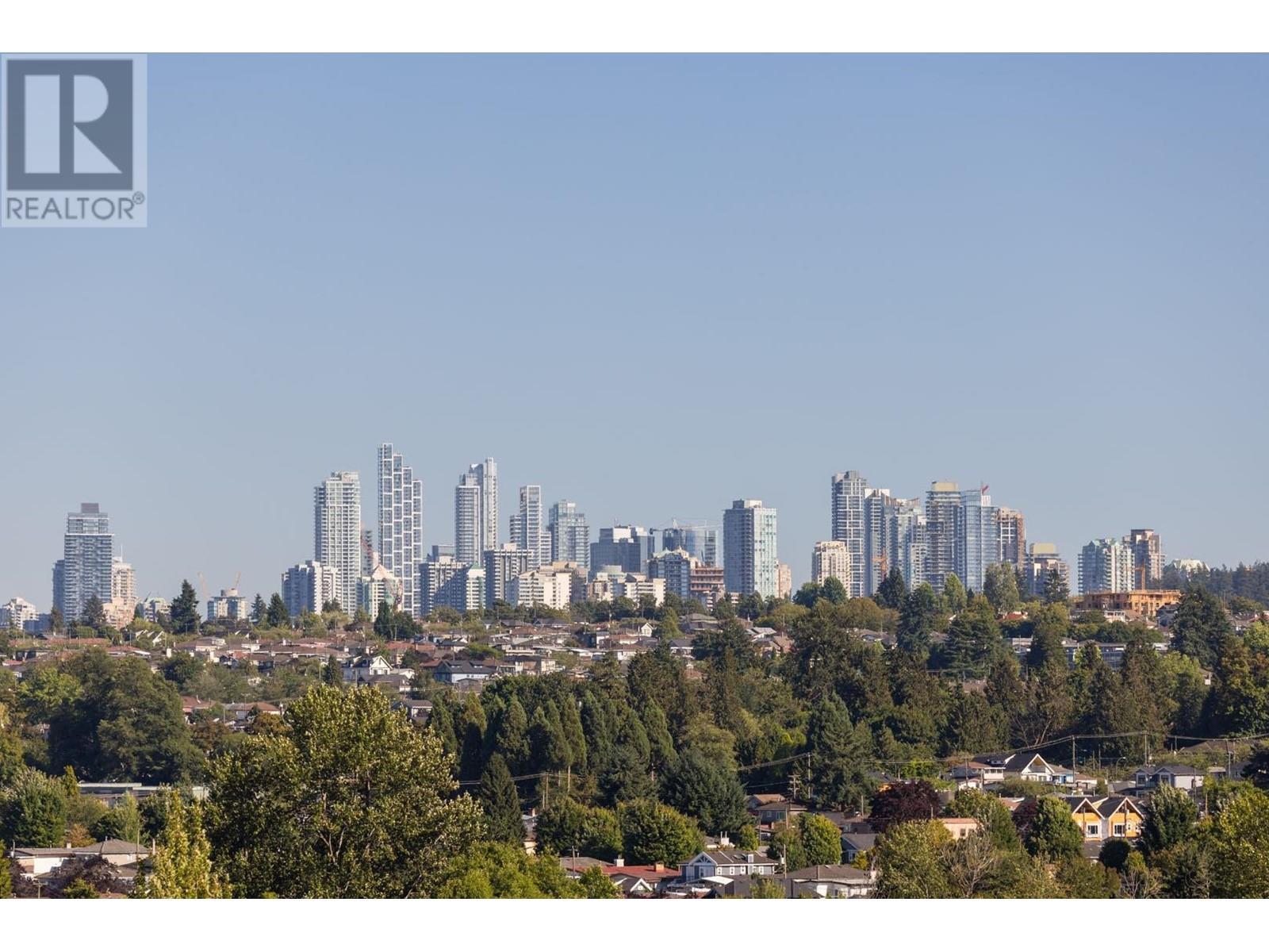 Listing Picture 39 of 39 : 605 2550 GARDEN DRIVE, Vancouver / 溫哥華 - 魯藝地產 Yvonne Lu Group - MLS Medallion Club Member