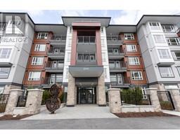 302 22575 BROWN AVENUE, Maple Ridge, British Columbia