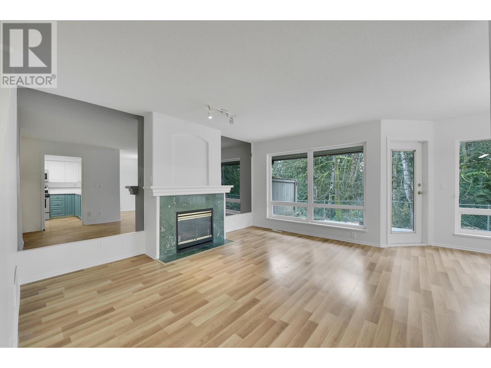 35 11737 236 Street, Maple Ridge, British Columbia V4R 2E5 - Photo 4 - R2958917