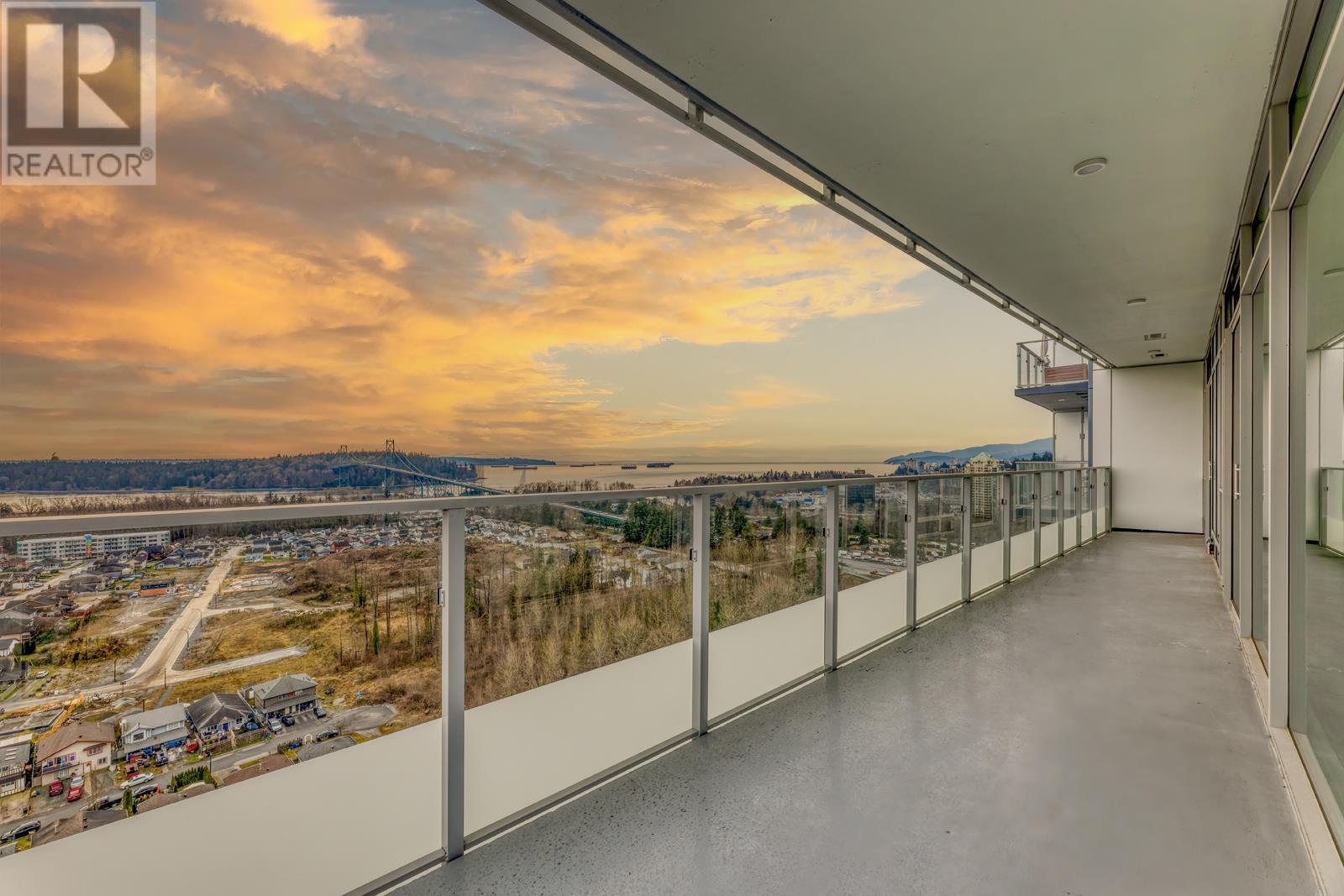 2104 200 KLAHANIE COURT