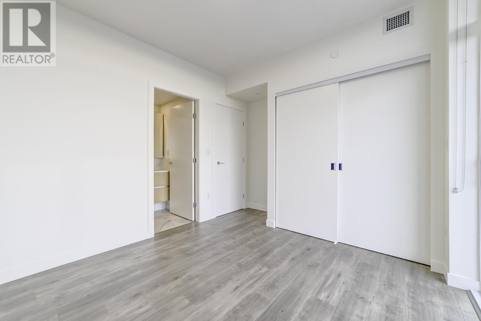 2104 200 KLAHANIE COURT