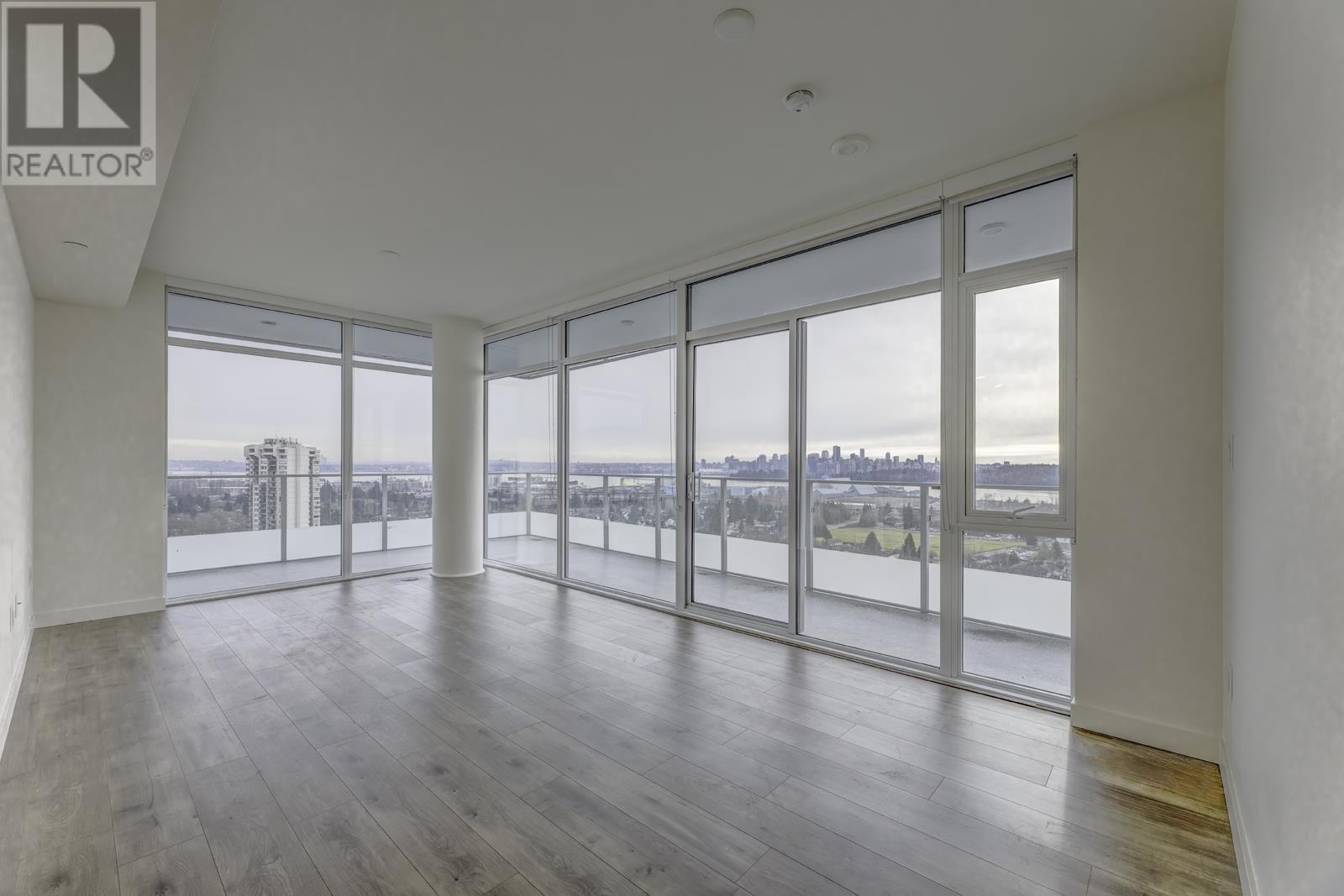 2104 200 KLAHANIE COURT