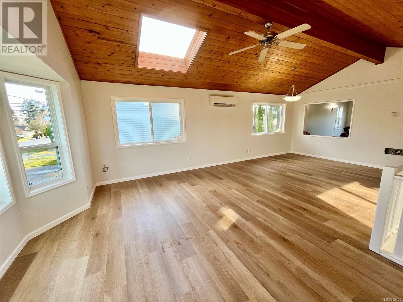 Property at 1735 Urquhart Ave image 4