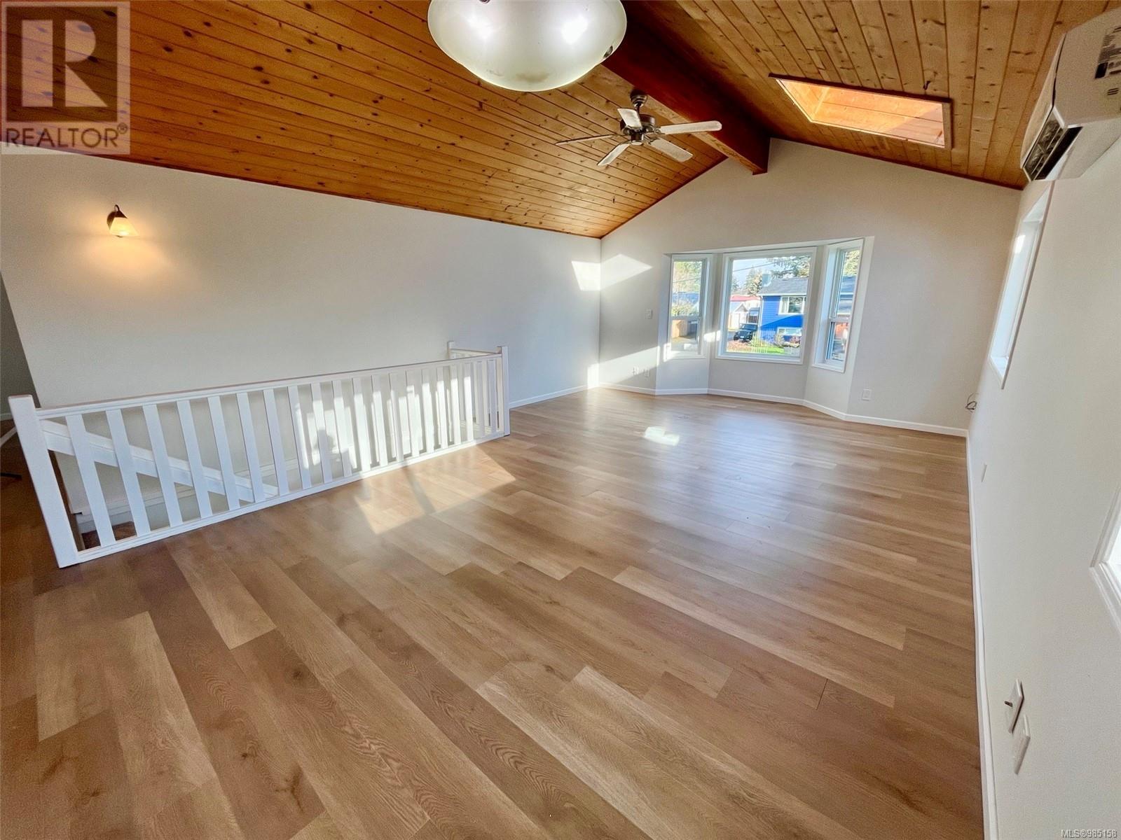 Property at 1735 Urquhart Ave image 3