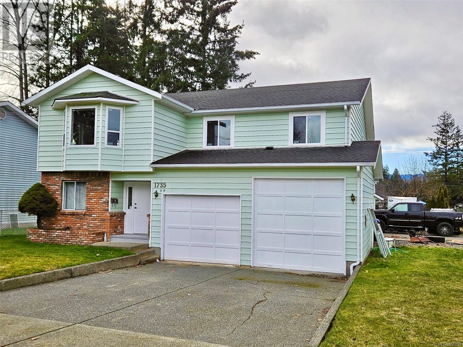 Property at 1735 Urquhart Ave image 2