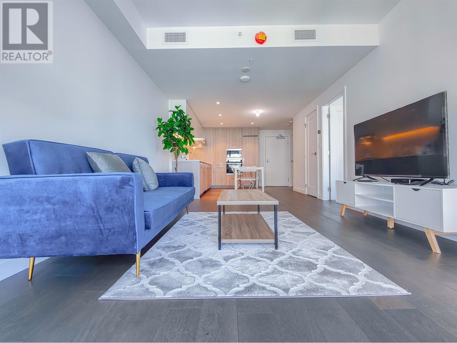 Listing Picture 2 of 16 : 901 8155 CAPSTAN WAY, Richmond / 烈治文 - 魯藝地產 Yvonne Lu Group - MLS Medallion Club Member