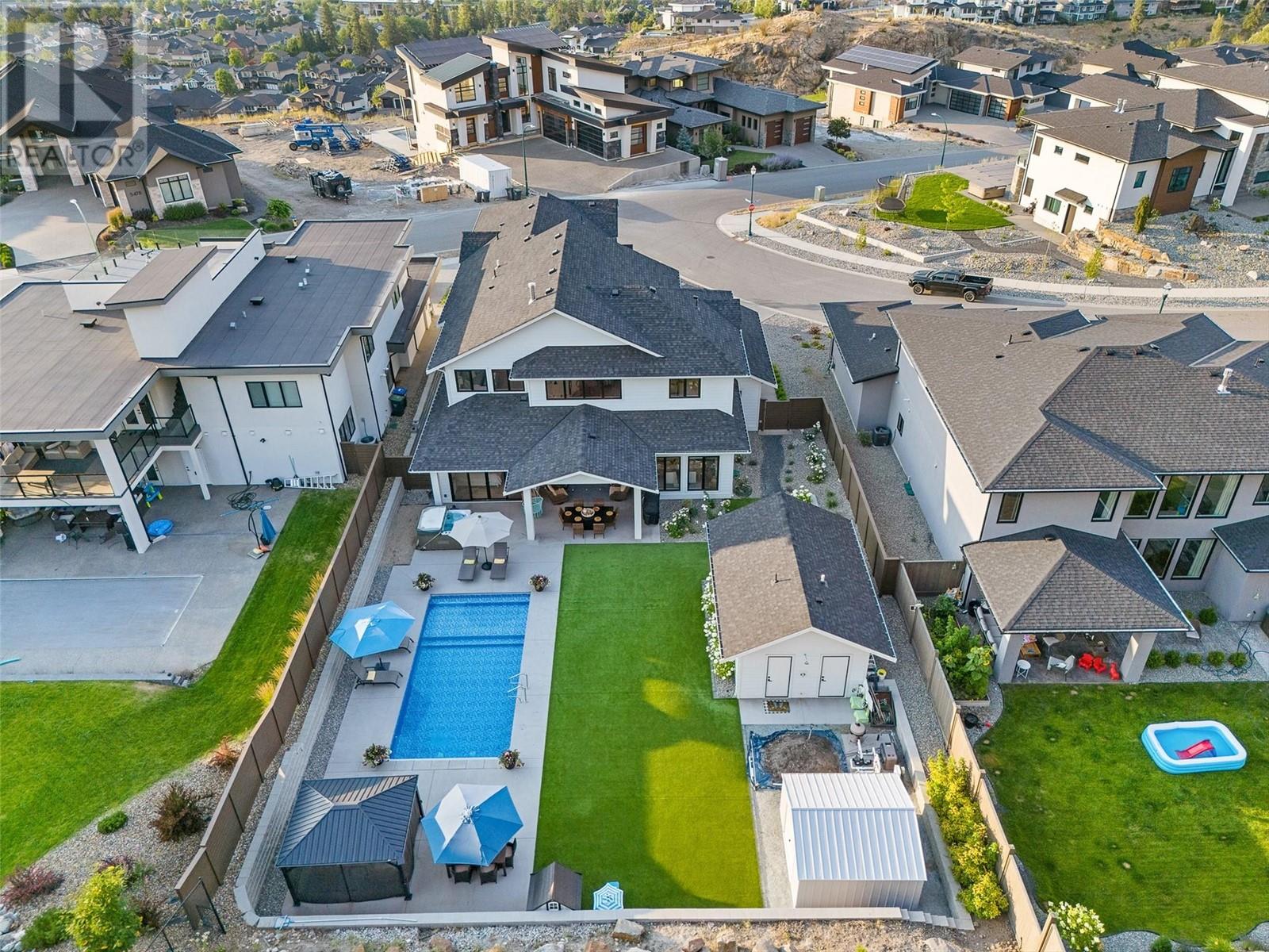 415 Hawk Hill Drive, Kelowna, British Columbia  V1W 0B1 - Photo 6 - 10333201