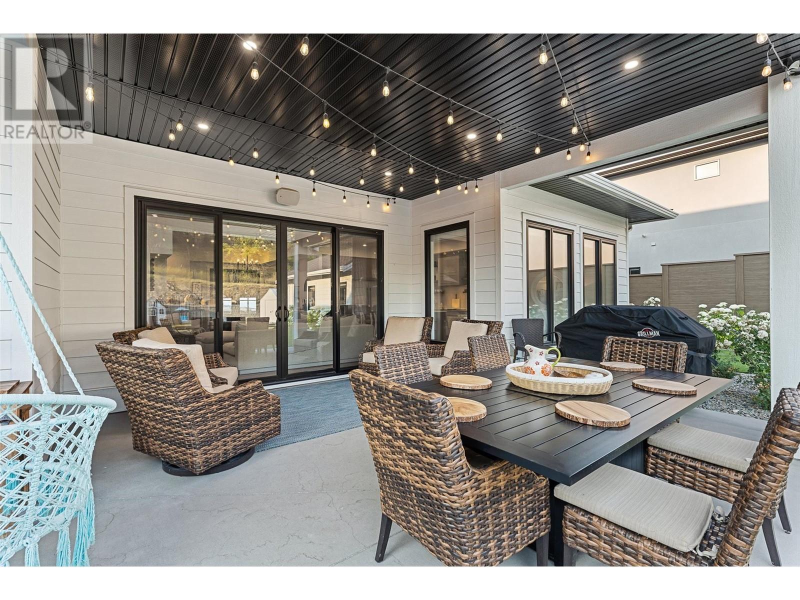 415 Hawk Hill Drive, Kelowna, British Columbia  V1W 0B1 - Photo 10 - 10333201