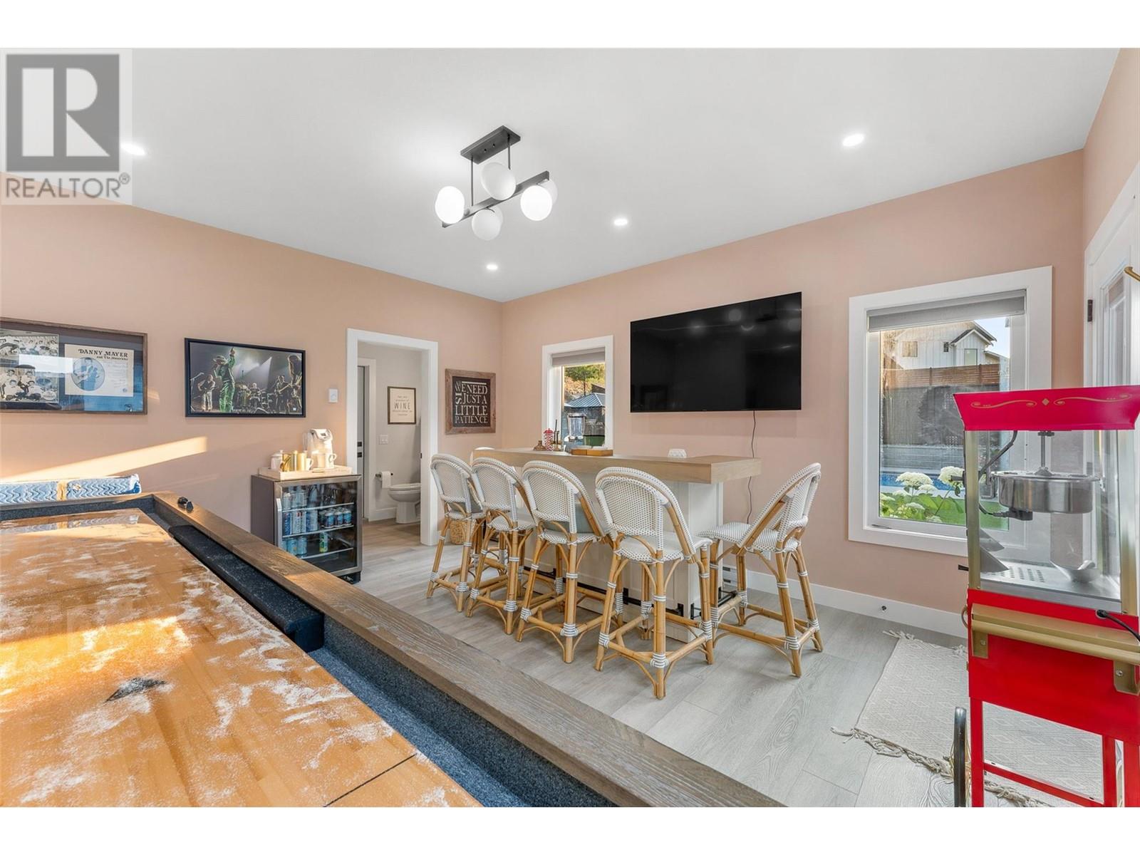 415 Hawk Hill Drive, Kelowna, British Columbia  V1W 0B1 - Photo 48 - 10333201
