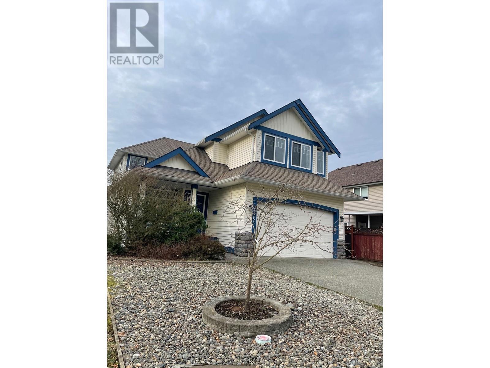 3283 Osborne Street, Port Coquitlam, British Columbia  V3B 8C4 - Photo 2 - R2951121