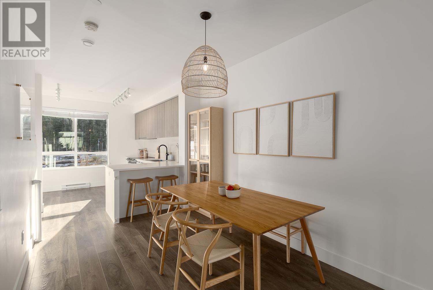 1322 Halyard Place, Squamish, British Columbia  V8B 2A1 - Photo 5 - R2959524