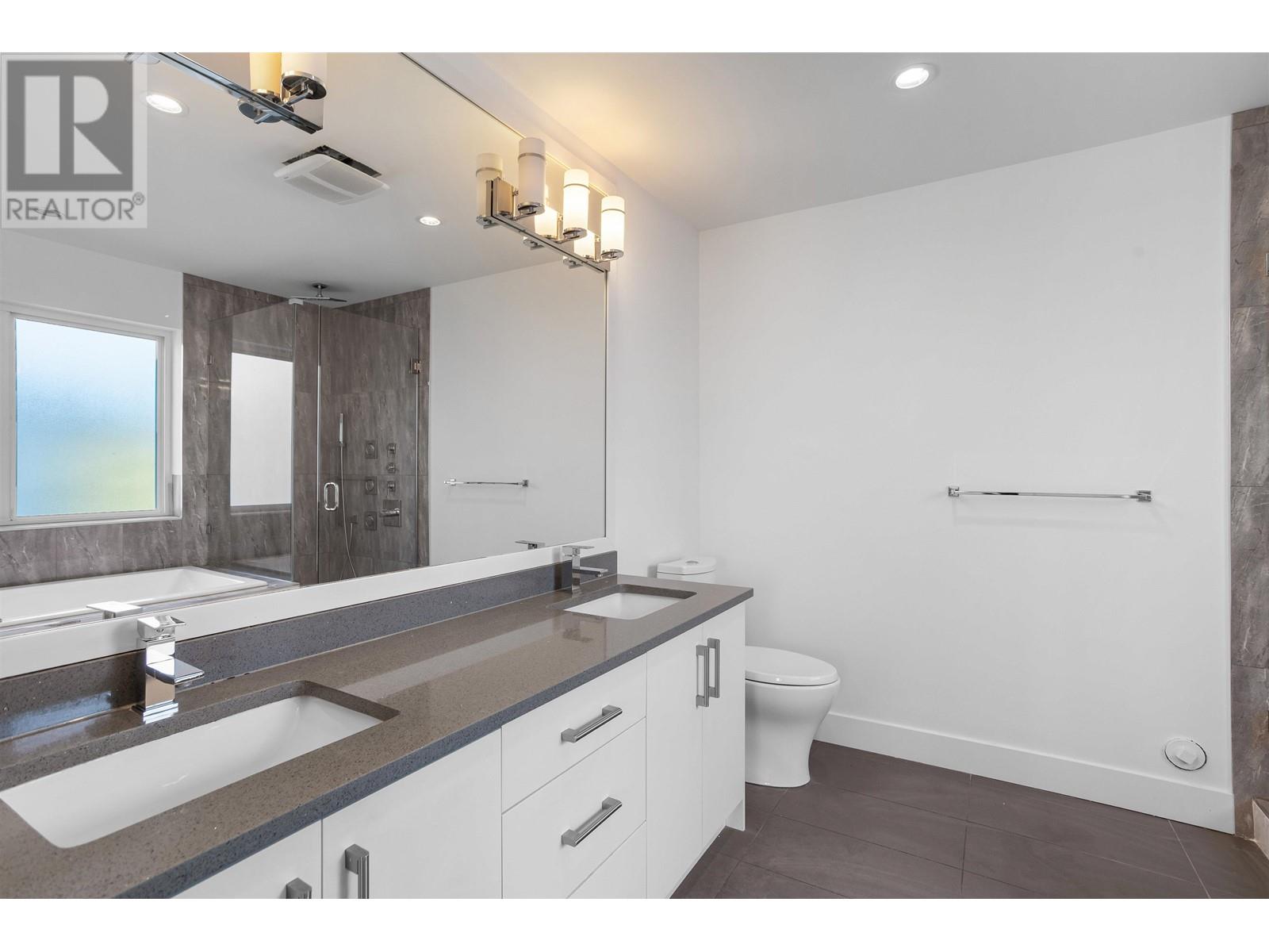 2312 William Avenue, North Vancouver, British Columbia V7J 2P6 - Photo 18 - R2959725