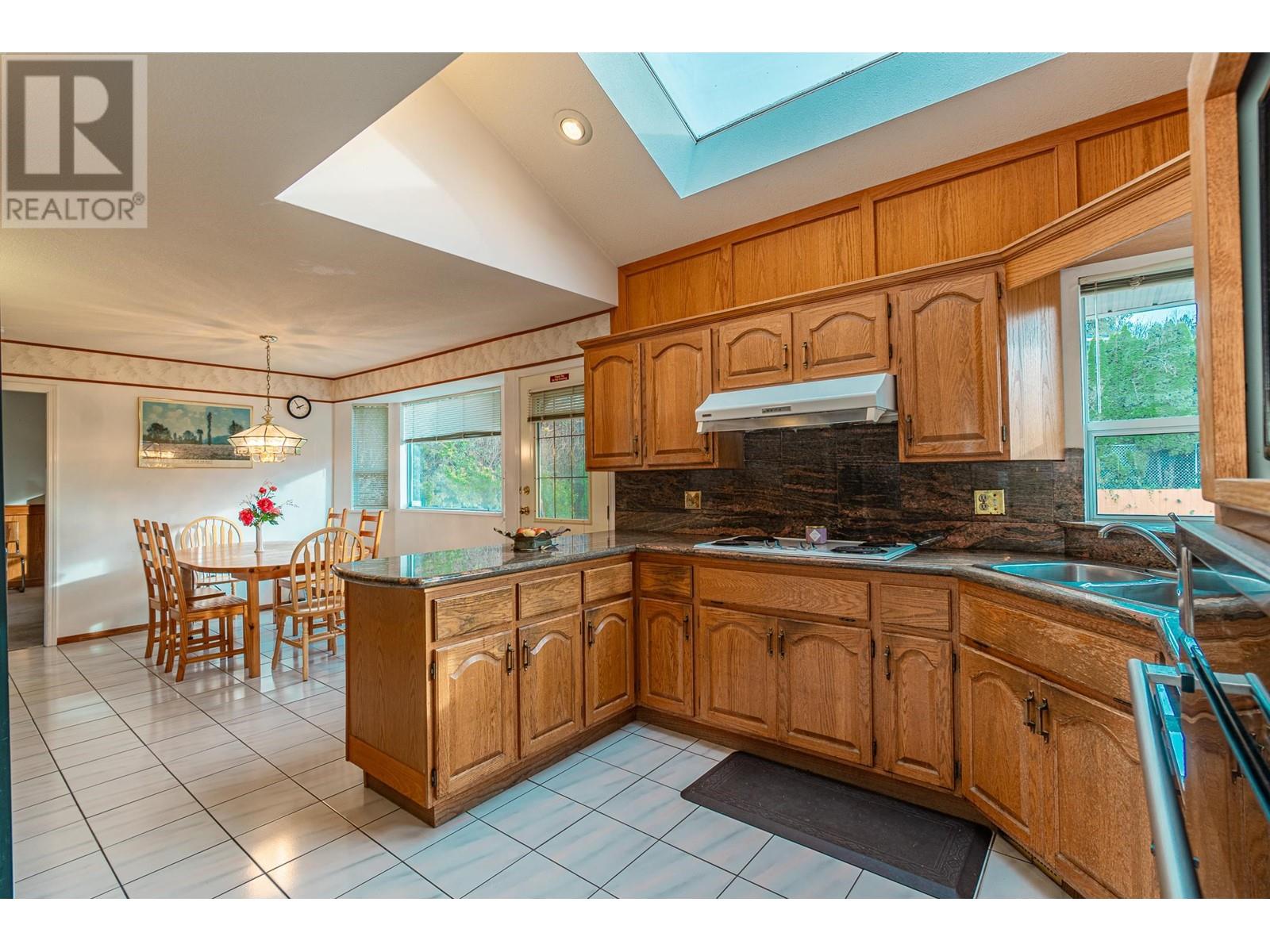 7370 Pandora Street, Burnaby, British Columbia  V5A 1B9 - Photo 22 - R2959743