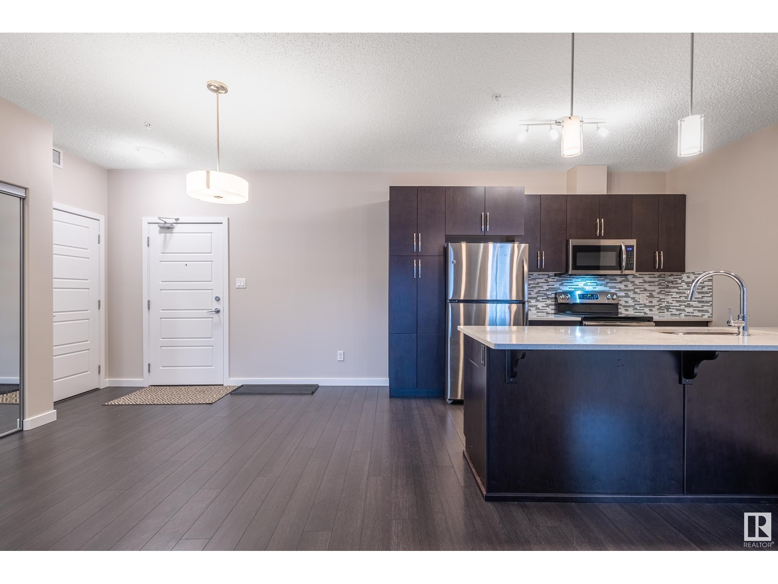 Property at #115 320 AMBLESIDE LI SW image 4