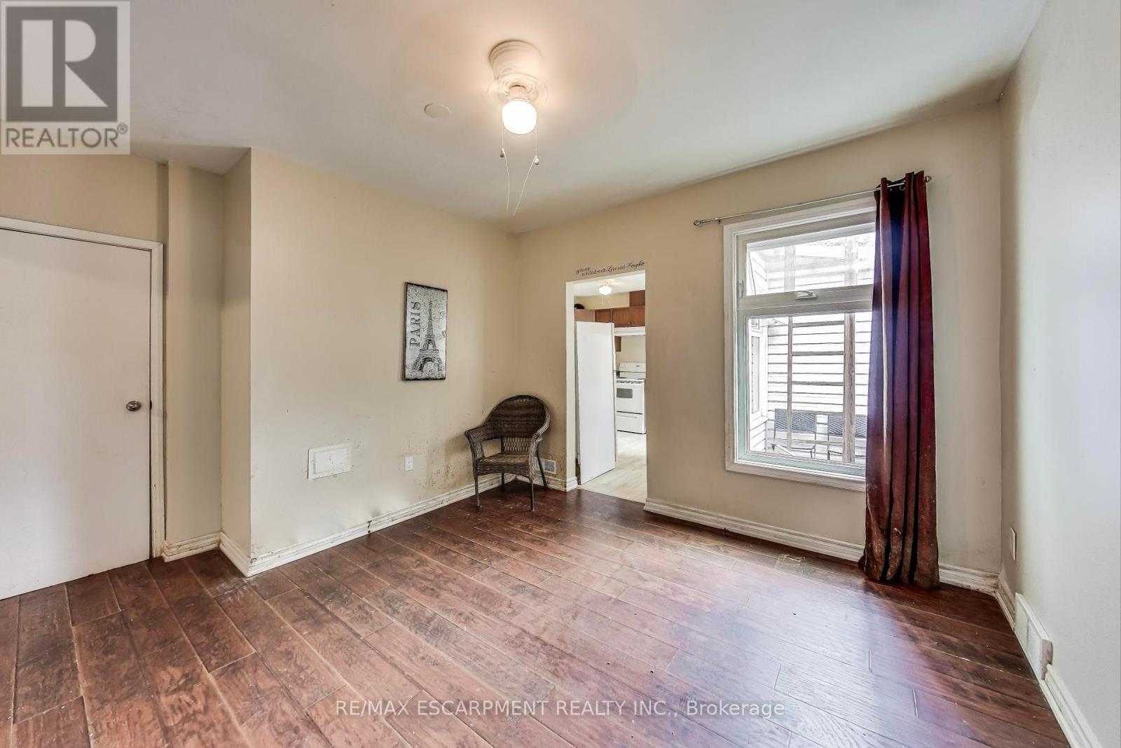 208 East Avenue N, Hamilton, Ontario  L8L 5J3 - Photo 4 - X11938448