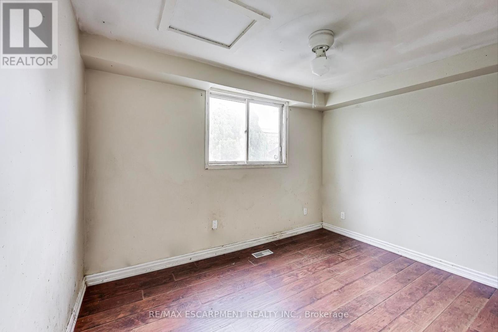 208 East Avenue N, Hamilton, Ontario  L8L 5J3 - Photo 8 - X11938448