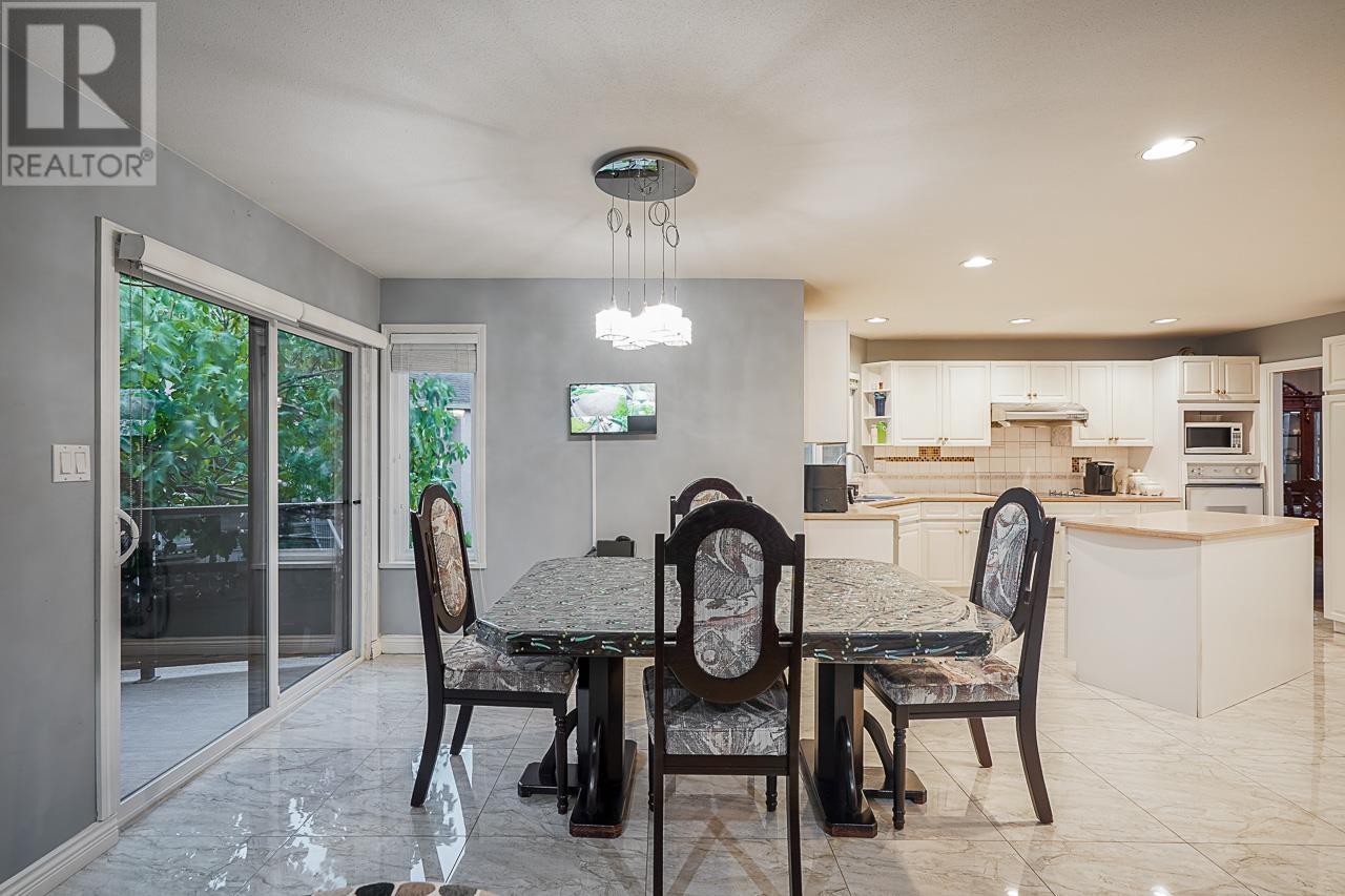 Listing Picture 12 of 35 : 5560 MCCOLL CRESCENT, Richmond / 烈治文 - 魯藝地產 Yvonne Lu Group - MLS Medallion Club Member