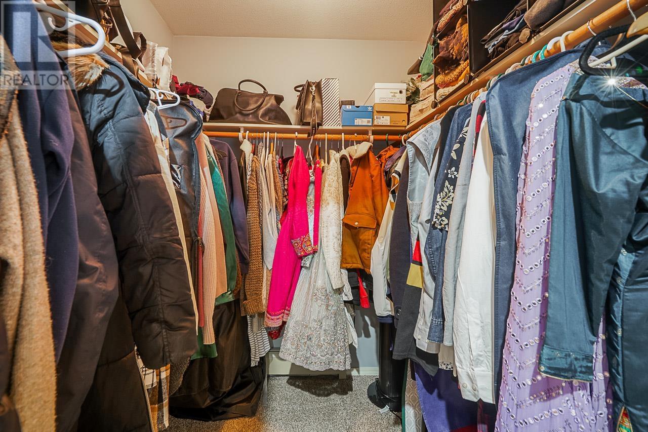 Listing Picture 24 of 35 : 5560 MCCOLL CRESCENT, Richmond / 烈治文 - 魯藝地產 Yvonne Lu Group - MLS Medallion Club Member