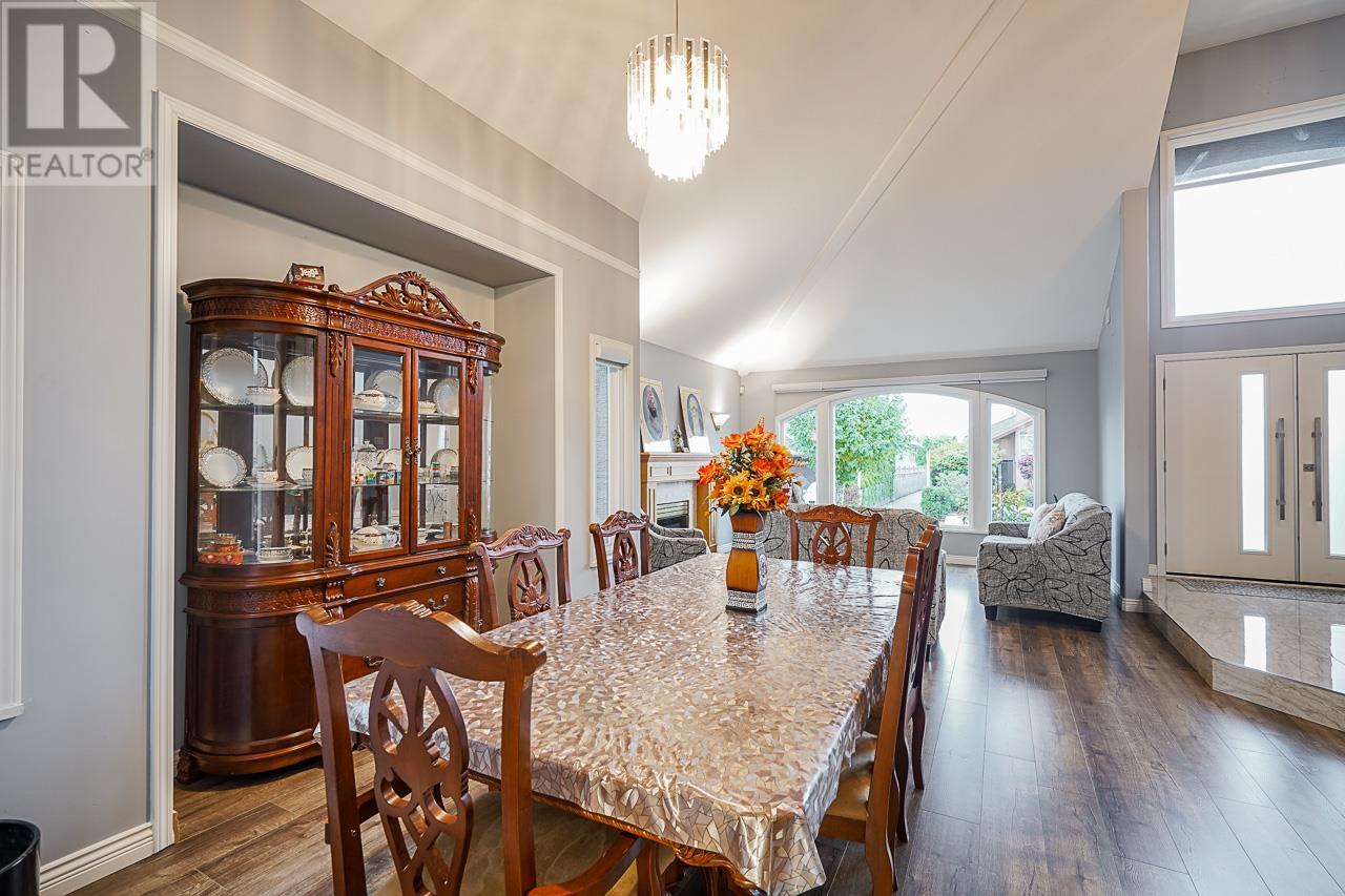 Listing Picture 5 of 35 : 5560 MCCOLL CRESCENT, Richmond / 烈治文 - 魯藝地產 Yvonne Lu Group - MLS Medallion Club Member