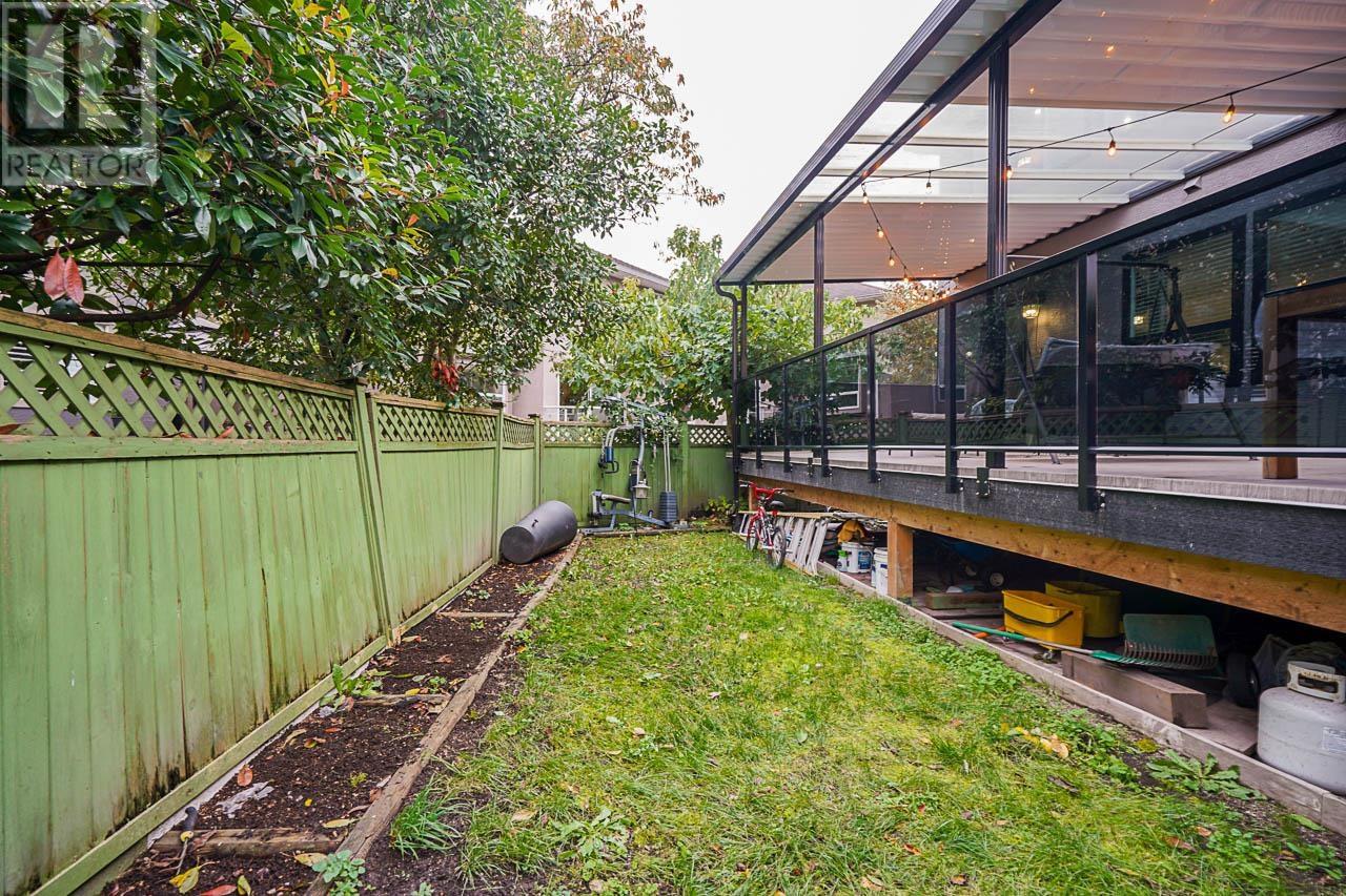 Listing Picture 33 of 35 : 5560 MCCOLL CRESCENT, Richmond / 烈治文 - 魯藝地產 Yvonne Lu Group - MLS Medallion Club Member