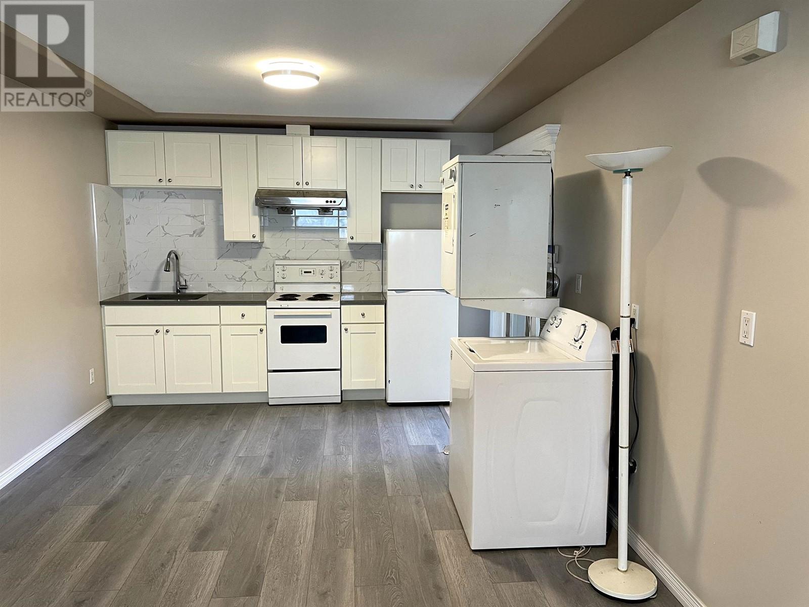 7933 Mcgregor Avenue, Burnaby, British Columbia  V5J 4H4 - Photo 16 - R2956626