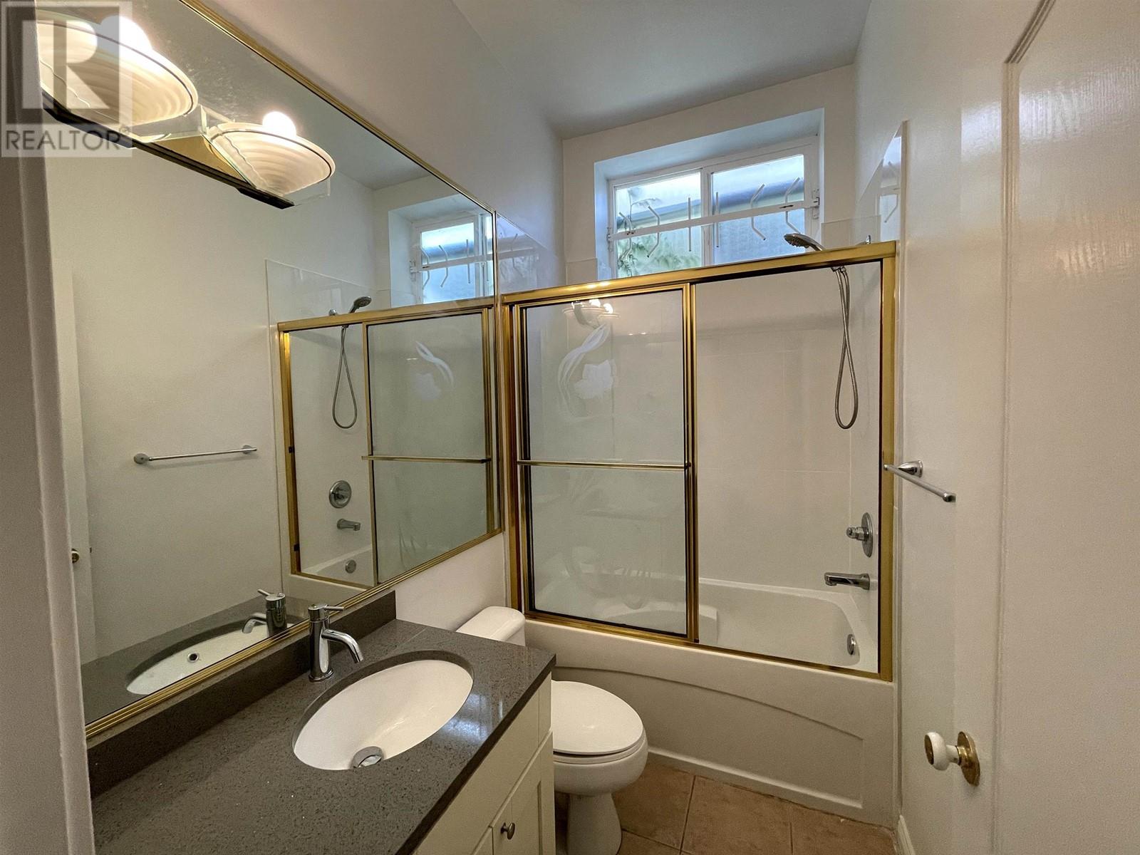 7933 Mcgregor Avenue, Burnaby, British Columbia  V5J 4H4 - Photo 14 - R2956626