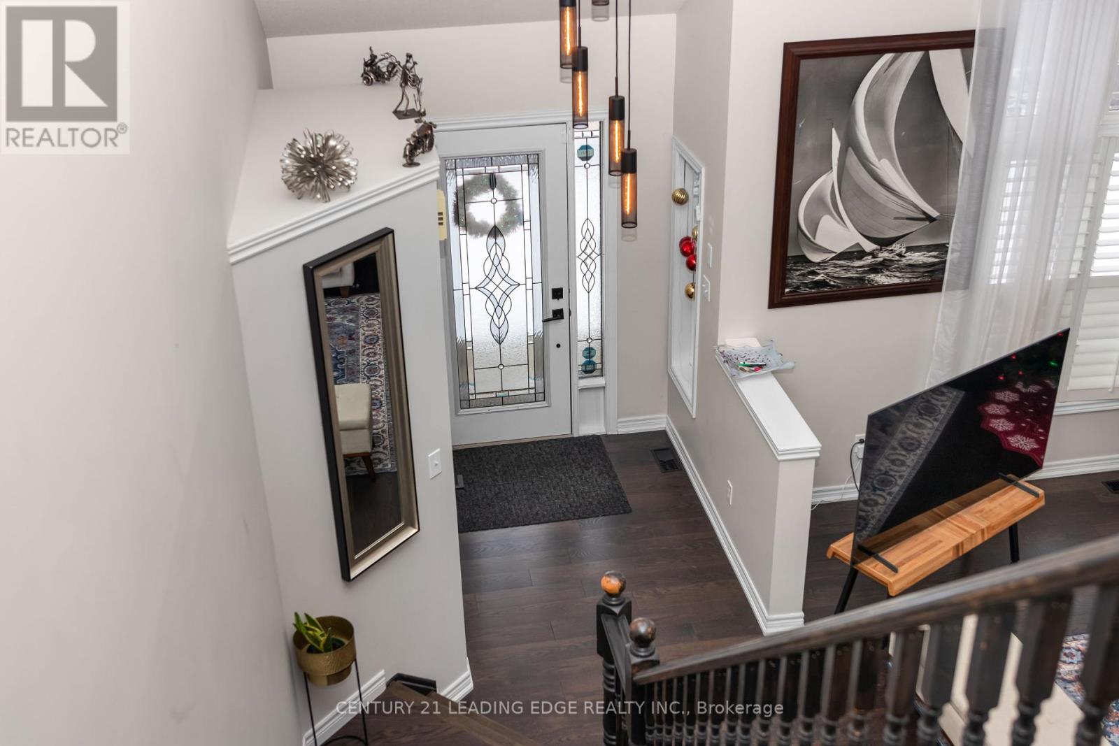 Property at 71 COBBLESTONE DRIVE image 3