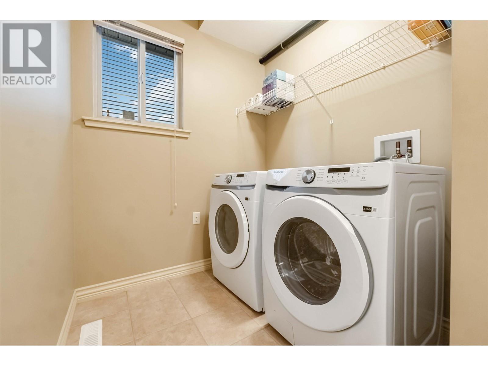 12168 Mcmyn Avenue, Pitt Meadows, British Columbia  V3Y 2S4 - Photo 35 - R2959749