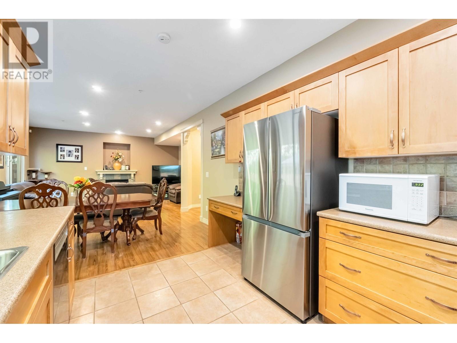 12168 Mcmyn Avenue, Pitt Meadows, British Columbia  V3Y 2S4 - Photo 5 - R2959749