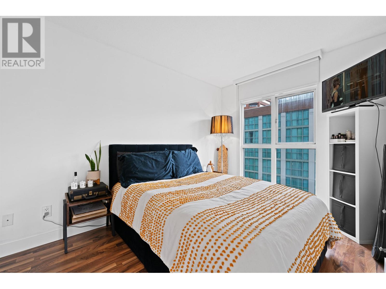 Listing Picture 16 of 38 : 607 1188 HOWE STREET, Vancouver / 溫哥華 - 魯藝地產 Yvonne Lu Group - MLS Medallion Club Member