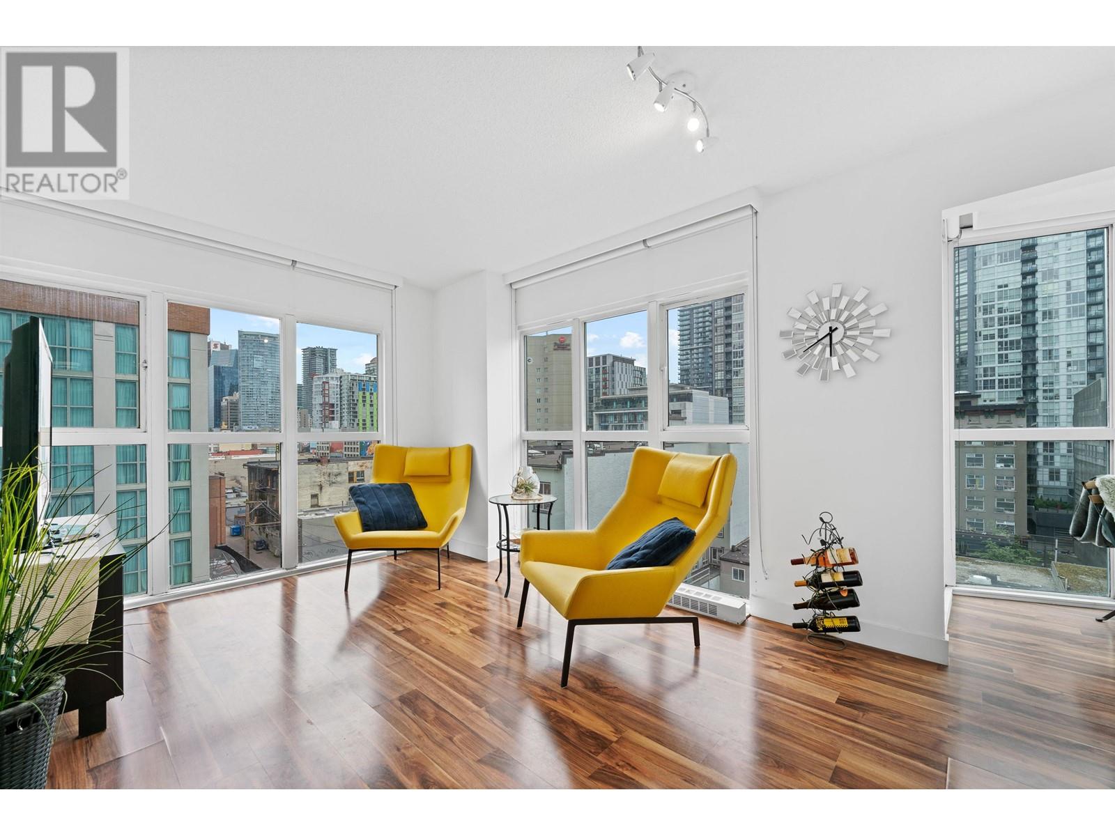 Listing Picture 5 of 38 : 607 1188 HOWE STREET, Vancouver / 溫哥華 - 魯藝地產 Yvonne Lu Group - MLS Medallion Club Member