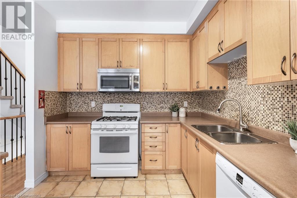 100 Beddoe Drive Unit# 110, Hamilton, Ontario  L8P 4Z2 - Photo 5 - 40689923