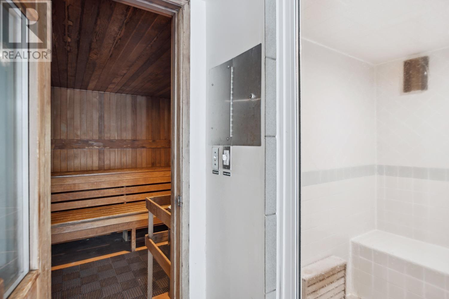 Listing Picture 25 of 29 : 505 518 W 14TH AVENUE, Vancouver / 溫哥華 - 魯藝地產 Yvonne Lu Group - MLS Medallion Club Member