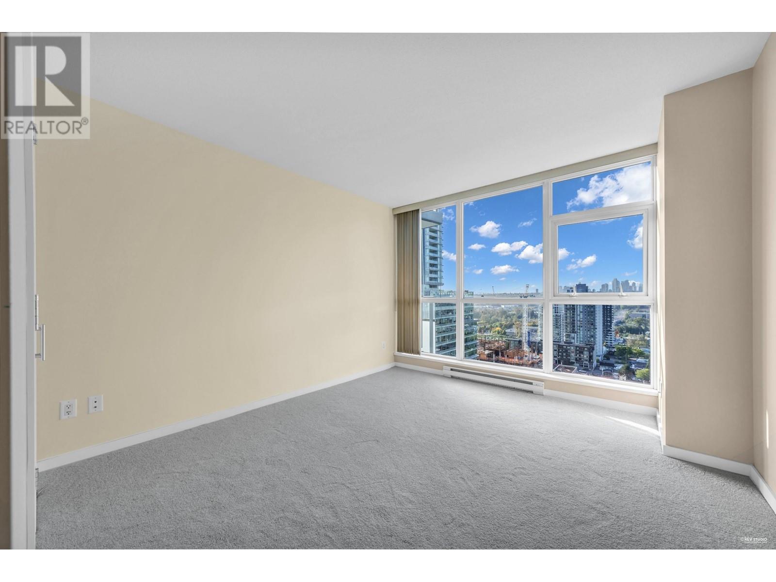 Listing Picture 12 of 24 : 2005 4400 BUCHANAN STREET, Burnaby / 本拿比 - 魯藝地產 Yvonne Lu Group - MLS Medallion Club Member