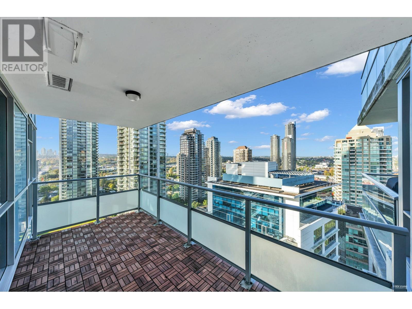 Listing Picture 17 of 24 : 2005 4400 BUCHANAN STREET, Burnaby / 本拿比 - 魯藝地產 Yvonne Lu Group - MLS Medallion Club Member