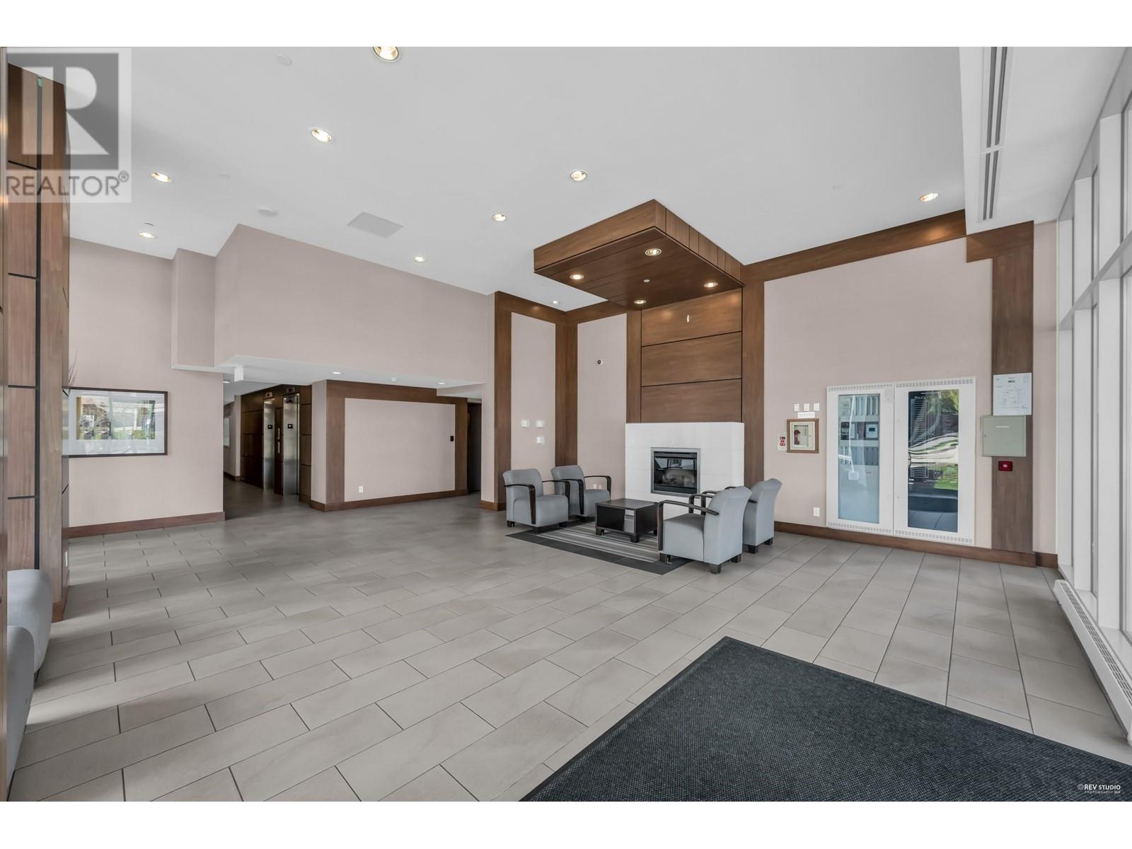 Listing Picture 18 of 24 : 2005 4400 BUCHANAN STREET, Burnaby / 本拿比 - 魯藝地產 Yvonne Lu Group - MLS Medallion Club Member
