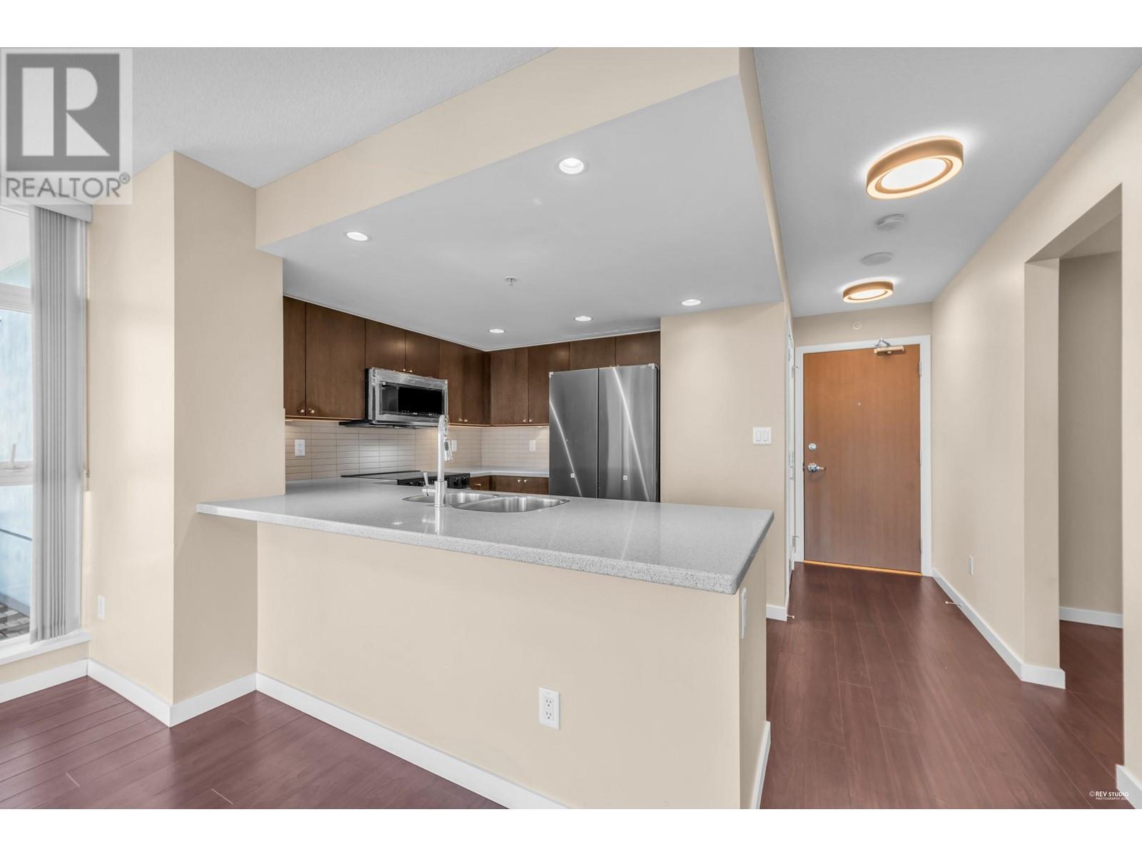 Listing Picture 9 of 24 : 2005 4400 BUCHANAN STREET, Burnaby / 本拿比 - 魯藝地產 Yvonne Lu Group - MLS Medallion Club Member