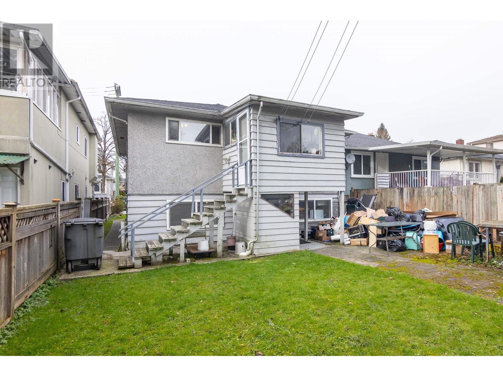 Listing Picture 26 of 29 : 5098 MOSS STREET, Vancouver / 溫哥華 - 魯藝地產 Yvonne Lu Group - MLS Medallion Club Member