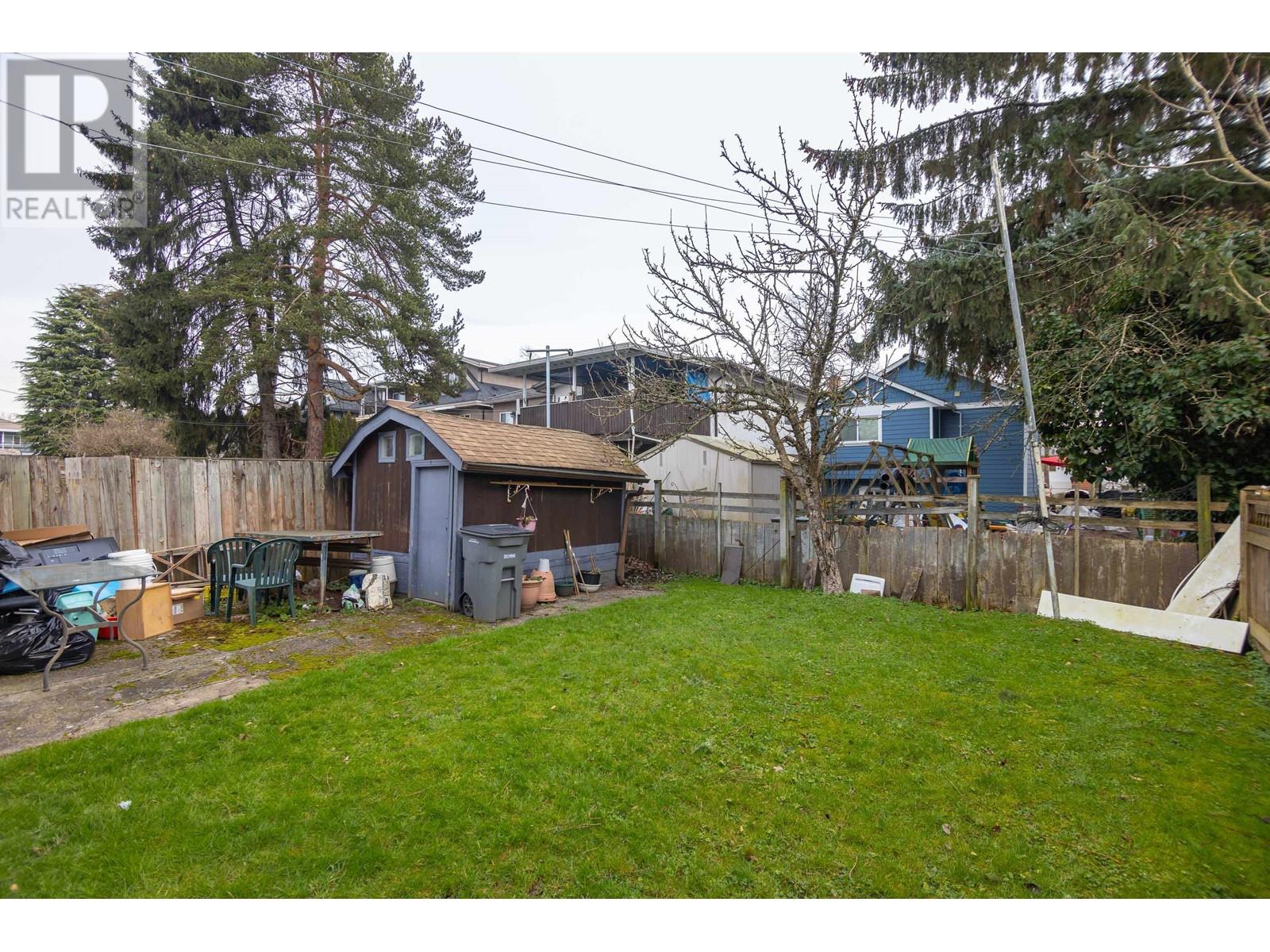 Listing Picture 25 of 29 : 5098 MOSS STREET, Vancouver / 溫哥華 - 魯藝地產 Yvonne Lu Group - MLS Medallion Club Member