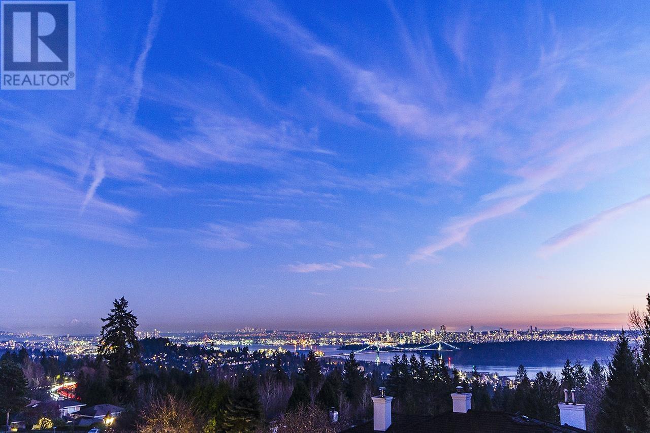 1595 TYROL COURT, west vancouver, British Columbia